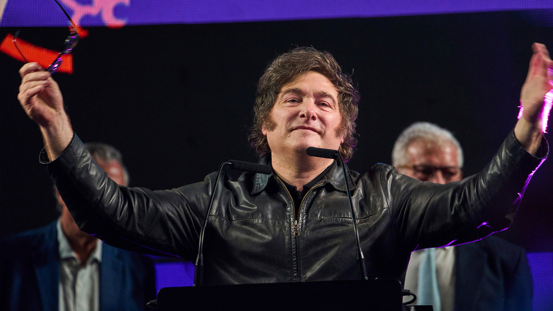 Una encuesta sobre la crisis en Argentina le da dos buenas noticias a Milei