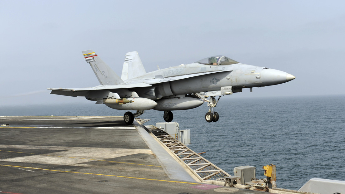 Reportan "el mayor ataque aéreo" jamás emprendido por un portaaviones de EE.UU.