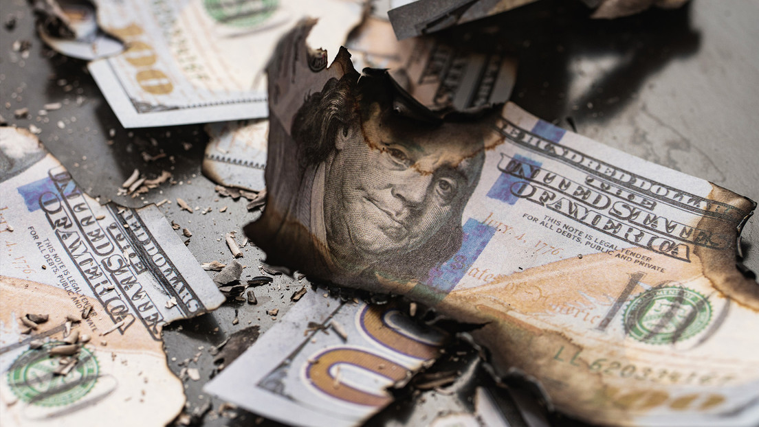 "Se acabó la fiesta": Kiyosaki declara el "fin" del dólar