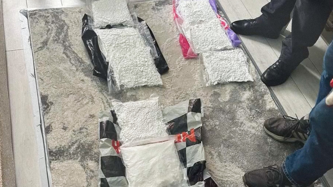 Hallan en Rusia más de 15 kg de cocaína en rosas procedentes de Ecuador