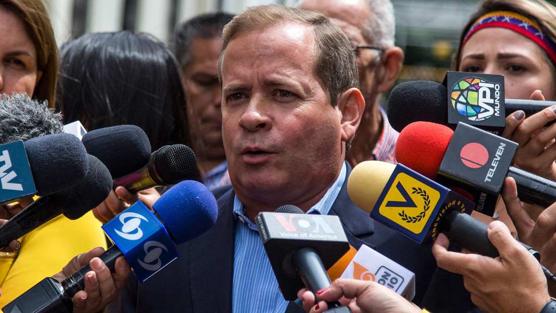 Detienen a dirigente opositor acusado de liderar una red terrorista en Venezuela