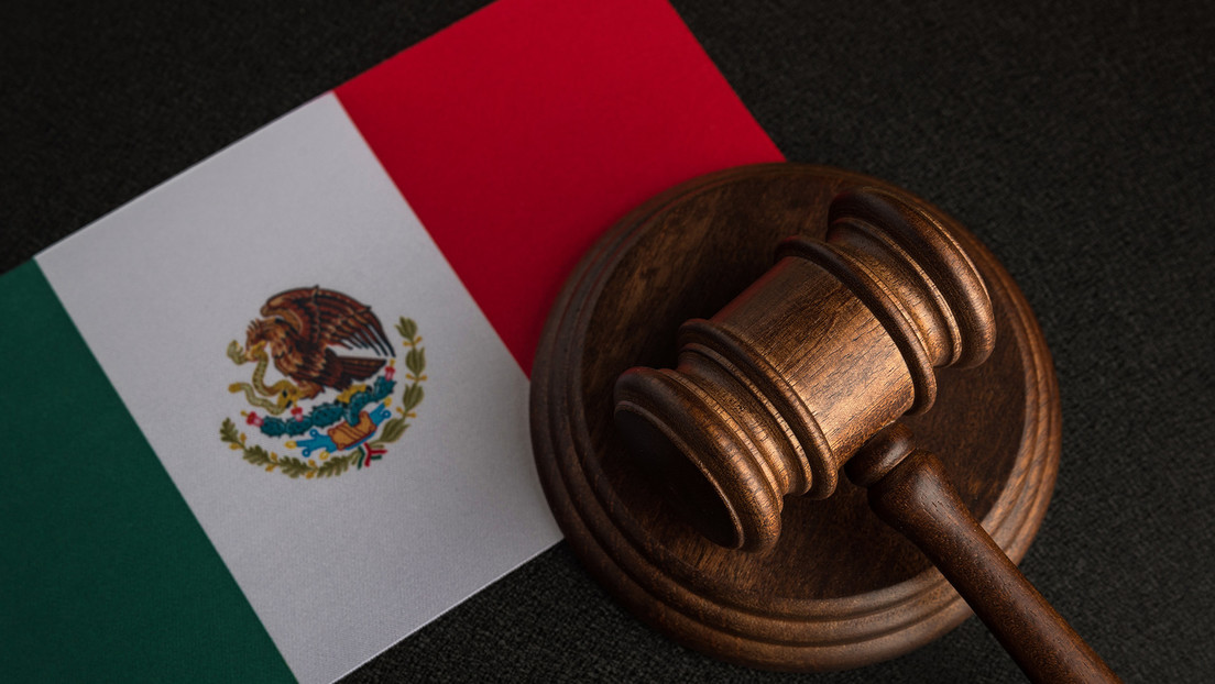 De Dora 'la transformadora' al juez 'Vogue': el ansia viral de los candidatos al poder judicial de México