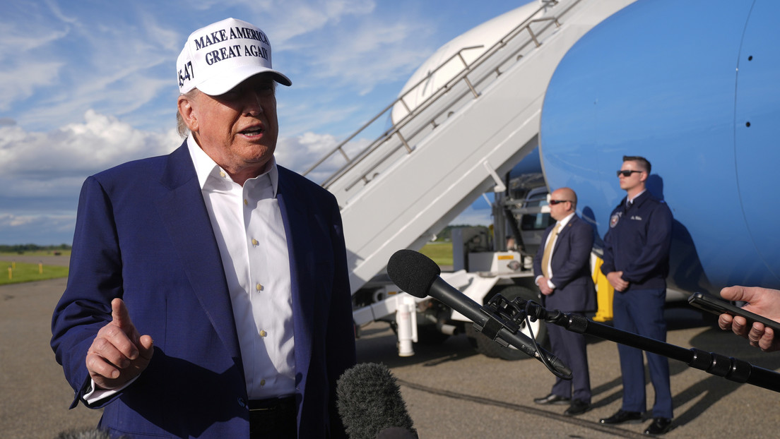 Trump acepta extender hasta el 9 de julio el retraso del arancel del 50 % para la UE