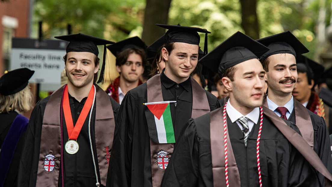 EE.UU. suspende las entrevistas de visado para estudiantes