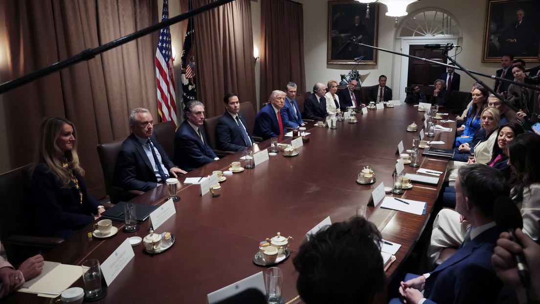 Lavrov: Trump recibe información sobre Ucrania "filtrada por un tamiz"