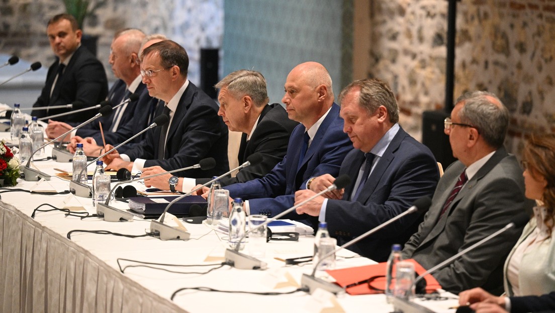 El Kremlin reacciona a las amenazas de Ucrania al líder de la delegación rusa en las negociaciones