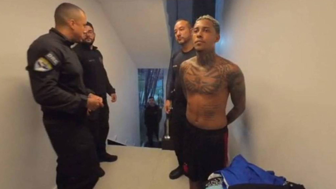 Cantante alaba a una banda criminal y termina preso e investigado por relación con el narco