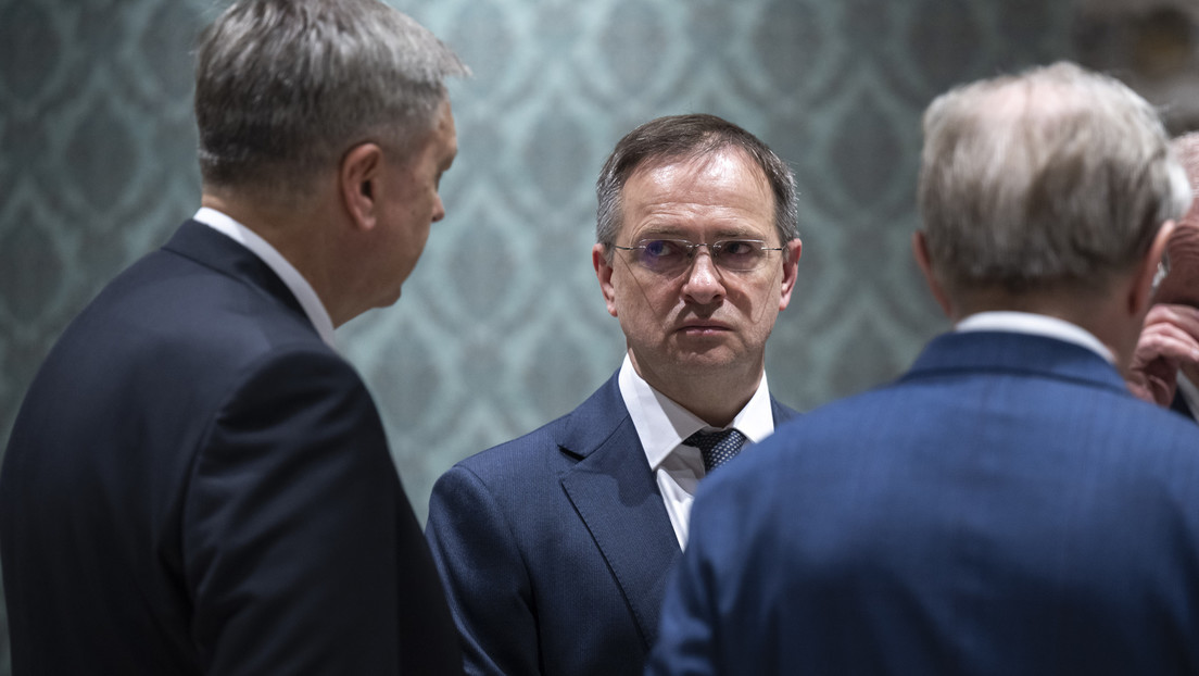 Zajárova: "Las amenazas de Kiev al líder de la delegación rusa en las negociaciones revelan su esencia terrorista"