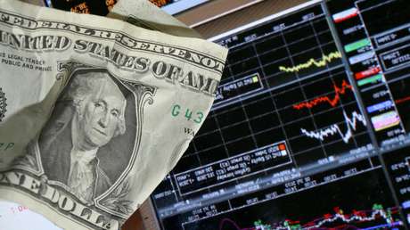 Hijo de Trump advierte que los bancos podrían "extinguirse en 10 años"