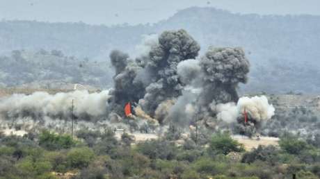 Vance comenta el "punto caliente" entre 2 potencias nucleares