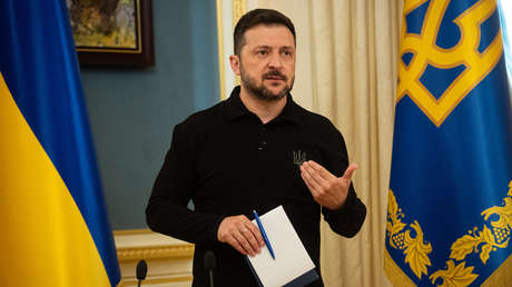 Padre de Musk califica a Zelenski de una "herramienta útil" para Occidente