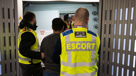 Reportan que Merz declara emergencia nacional en materia migratoria