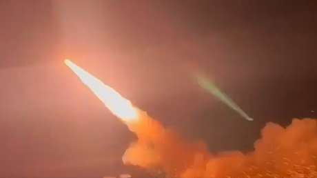 VIDEO: Pakistán lanza misiles contra la India