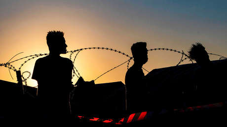 "Reserven su vuelo gratis ahora": Trump activa la "autodeportación" de migrantes