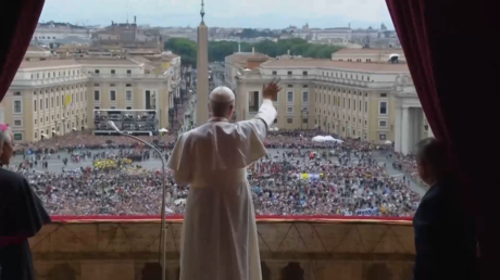 Llamado a la paz: el mensaje de León XIV en su primer rezo del 'Regina Coeli' (VIDEO)