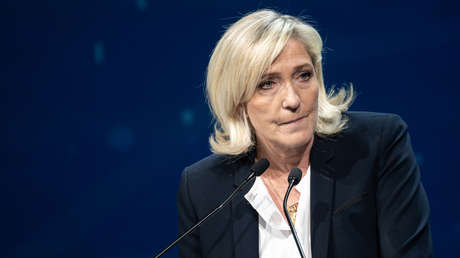 Marine Le Pen: "Tengo la sensación de que Macron se prepara para una guerra"