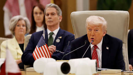 Trump dice que su agenda no sería obstáculo para una posible reunión con Putin en Turquía