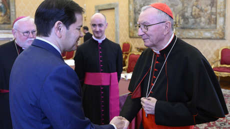 "¿Español, inglés o cubano?", : Marco Rubio bromea con el secretario del Vaticano