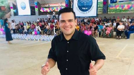 FUERTE VIDEO: Asesinan a tiros a reconocido cantante de vallenato en calles de Bogotá