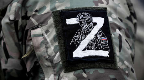 Soldado ruso herido pasa un mes sin comida debajo de un tanque destruido