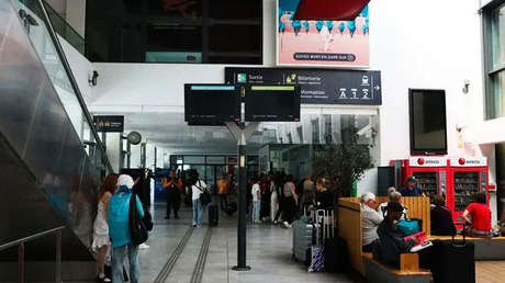 Investigan en Niza incendio en subestación eléctrica que dejó a 45.000 hogares sin luz