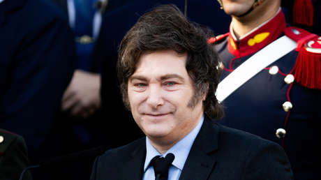 Milei oficializa polémica (y dura) reforma migratoria