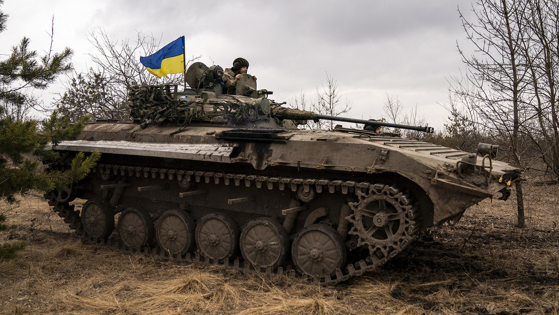 "Echar leña al fuego": Político francés denuncia intentos de Ucrania y la UE de socavar la paz