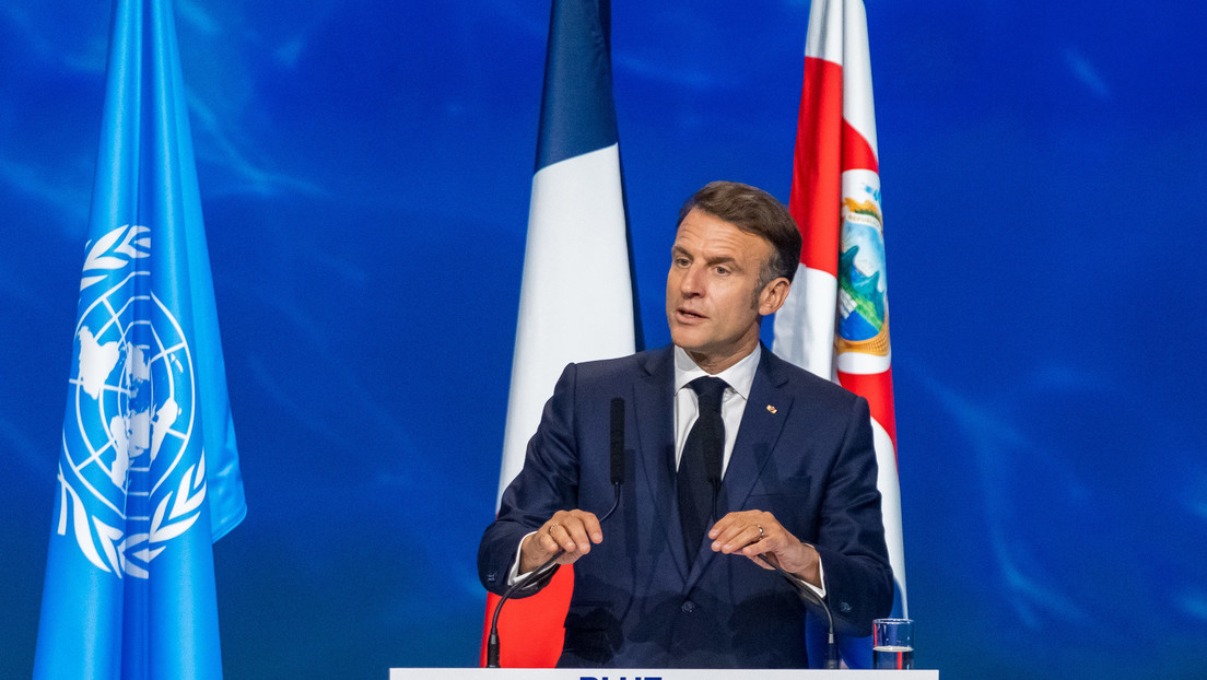 Macron quiere prohibir las redes sociales a los menores de 15 años