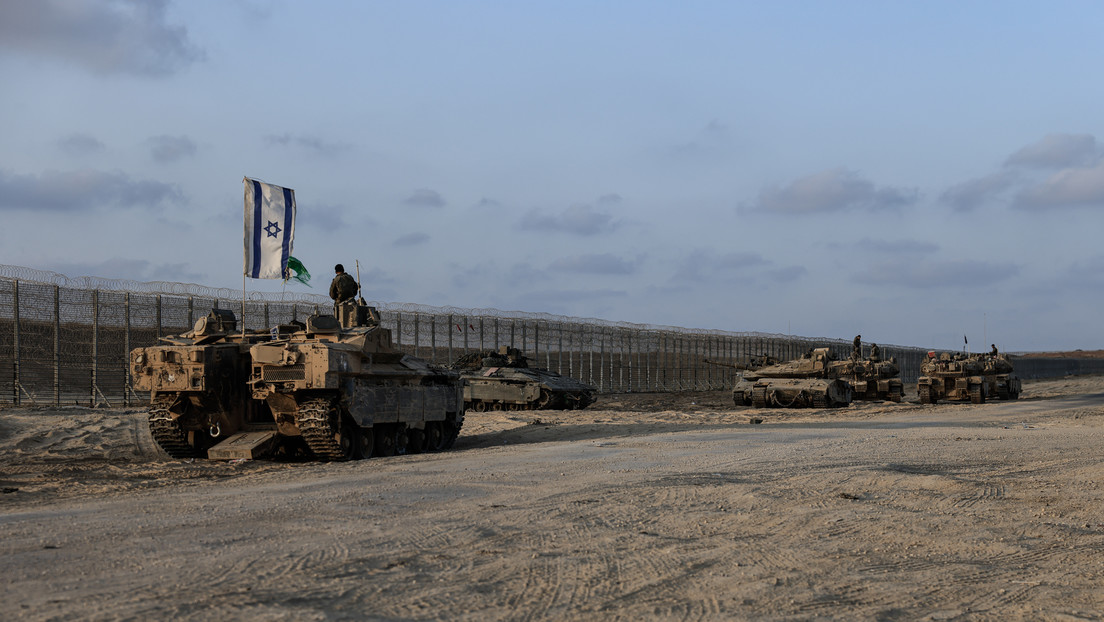 Israel comienza a desplegar tropas en "todas las arenas de combate"