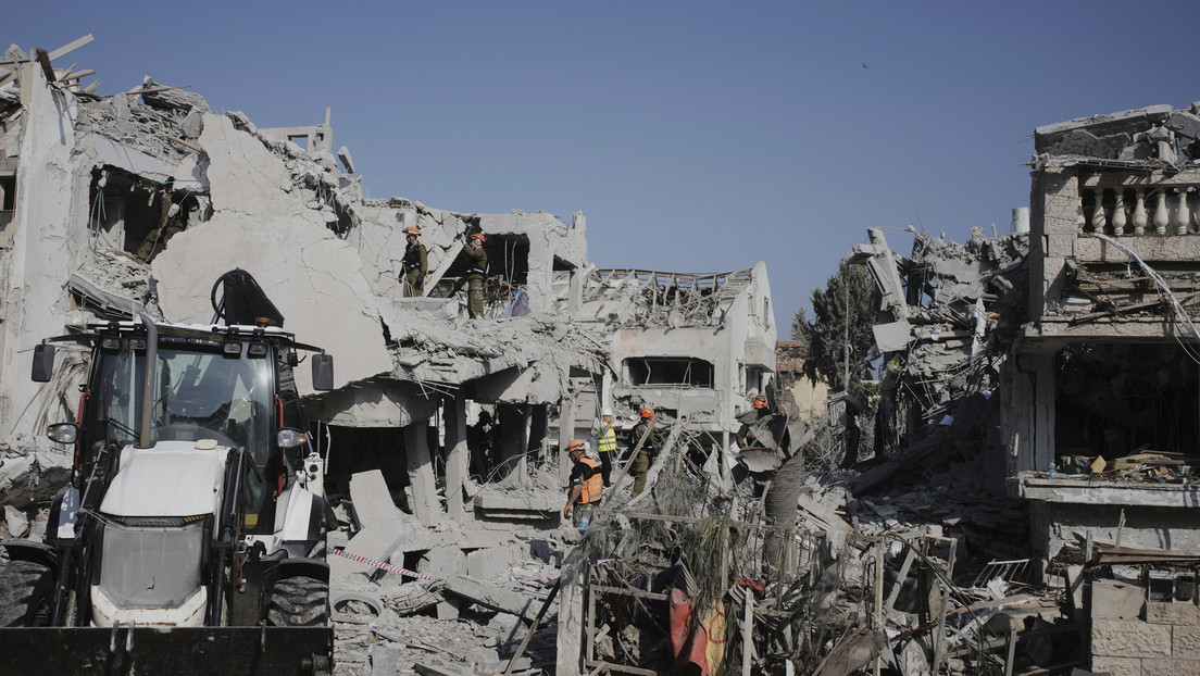 La devastación en Israel tras ataques iraníes que burlaron la Cúpula de Hierro (FOTOS)