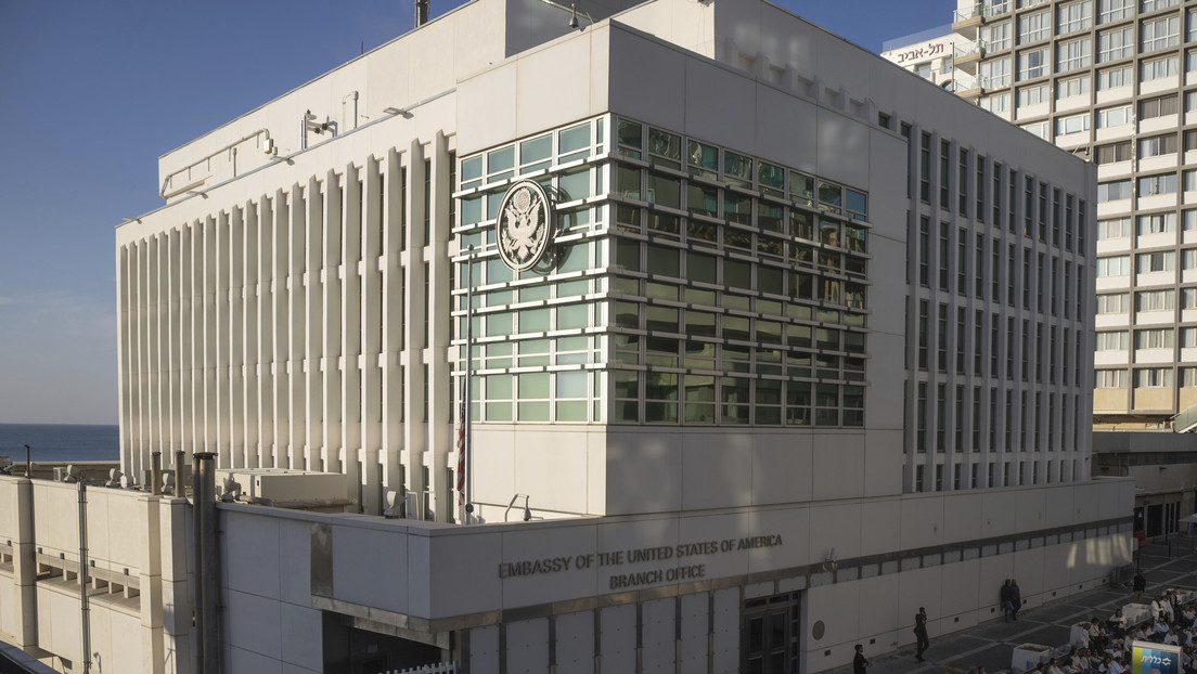 Oficina de la Embajada de EE.UU. en Tel Aviv sufre daños por ataques iraníes contra Israel
