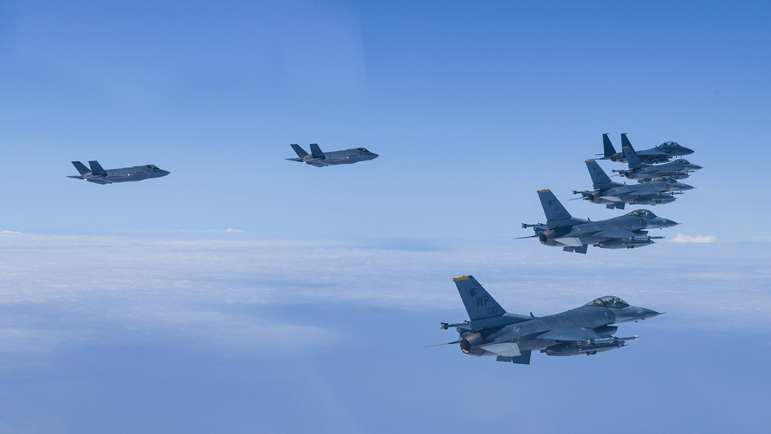 EE.UU. traslada más aviones de combate a Oriente Medio