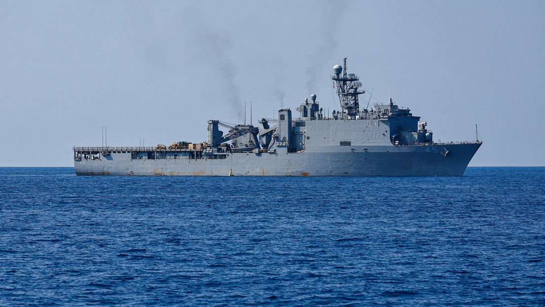 EE.UU. traslada barcos y aviones militares que podrían ser vulnerables a ataques iraníes