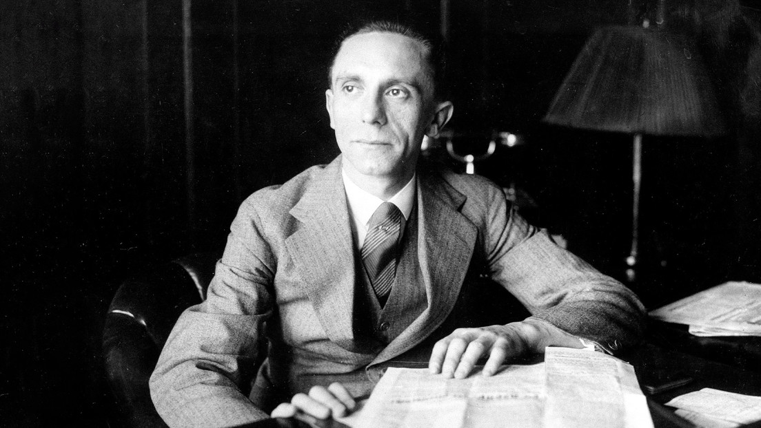 Medinski a RT: Kiev repite las "manipulaciones de Goebbels" en el canje de prisioneros