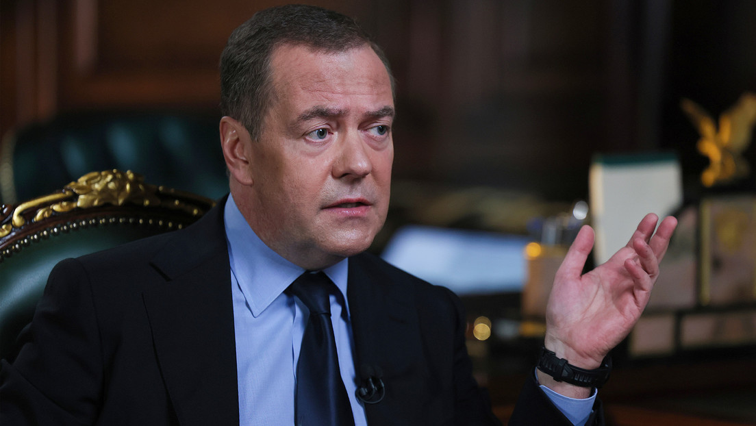 "Que den un paseo por Chernóbyl": Medvédev explica qué le espera a Ucrania si usa una bomba sucia