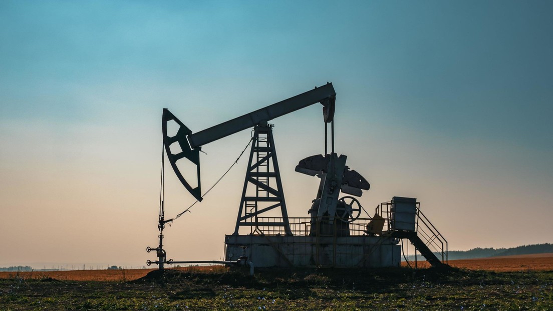 Los precios del petróleo se disparan tras el ataque de EE.UU. contra Irán