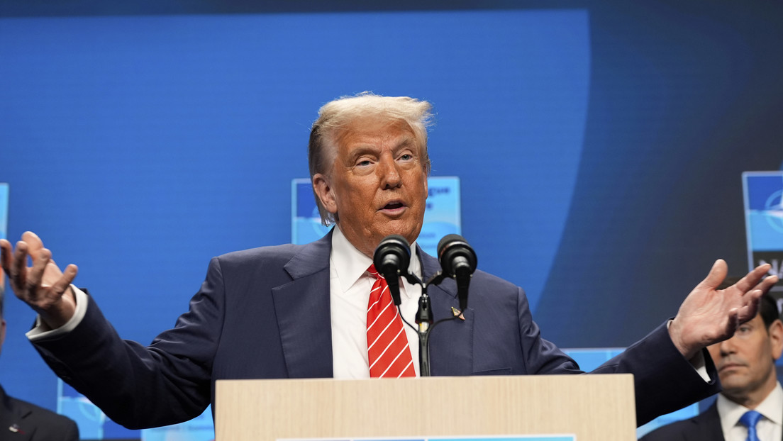 Trump sobre los pilotos que bombardearon Irán: "Volaron peligrosamente 36 horas, sabían que el éxito era legendario"