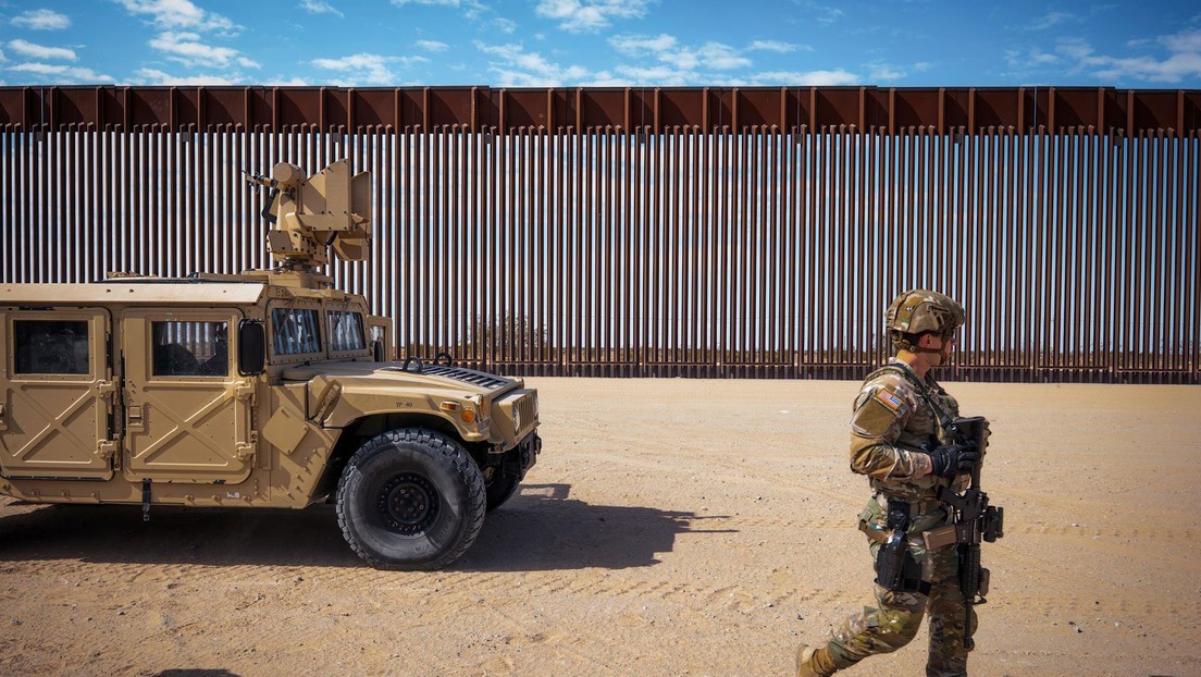 EE.UU. creará dos nuevas zonas militares en su frontera con México