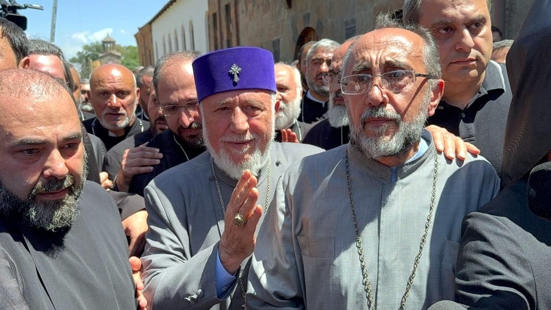 Detienen a un arzobispo de la Iglesia apostólica armenia, perseguida por el Gobierno