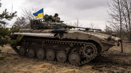 "Echar leña al fuego": Político francés denuncia intentos de Ucrania y la UE de socavar la paz