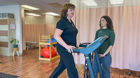 Este sencillo hábito puede ayudar a los pacientes con cáncer de colon más que algunos medicamentos