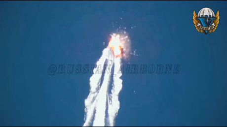 VIDEO: 'Kaláshnikov volador' ruso destruye una lancha no tripulada ucraniana en el Mar Negro