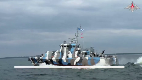 VIDEO: Rusia muestra espectaculares simulacros de liberación de un barco secuestrado por terroristas