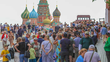 VIDEO: Largas filas en el mausoleo de Lenin ante su cierre por remodelación