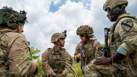 Soldados estadounidenses entrenan en Panamá para proteger el canal