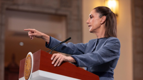 Sheinbaum responde que es "absolutamente falso" que alentara protestas en Los Ángeles