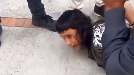 El ataque de un adolescente contra Miguel Uribe desata un debate judicial: ¿qué sanción merece?