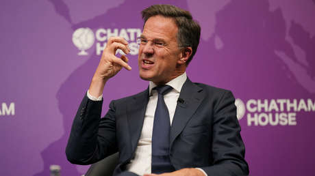 Rutte critica al jefe de la delegación rusa de las negociaciones con Kiev y este le responde