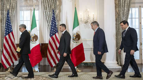 EE.UU. presiona a México para perseguir a los narcopolíticos