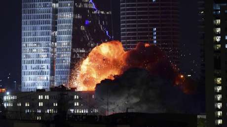 Primeras imágenes del ataque de represalia de Irán en Tel Aviv